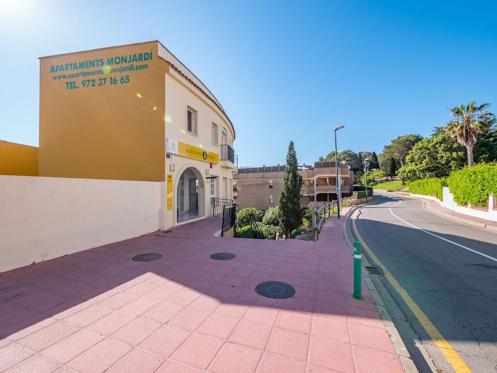 Apartaments Ar Enjoy Monjardi Lloret de Mar Kültér fotó