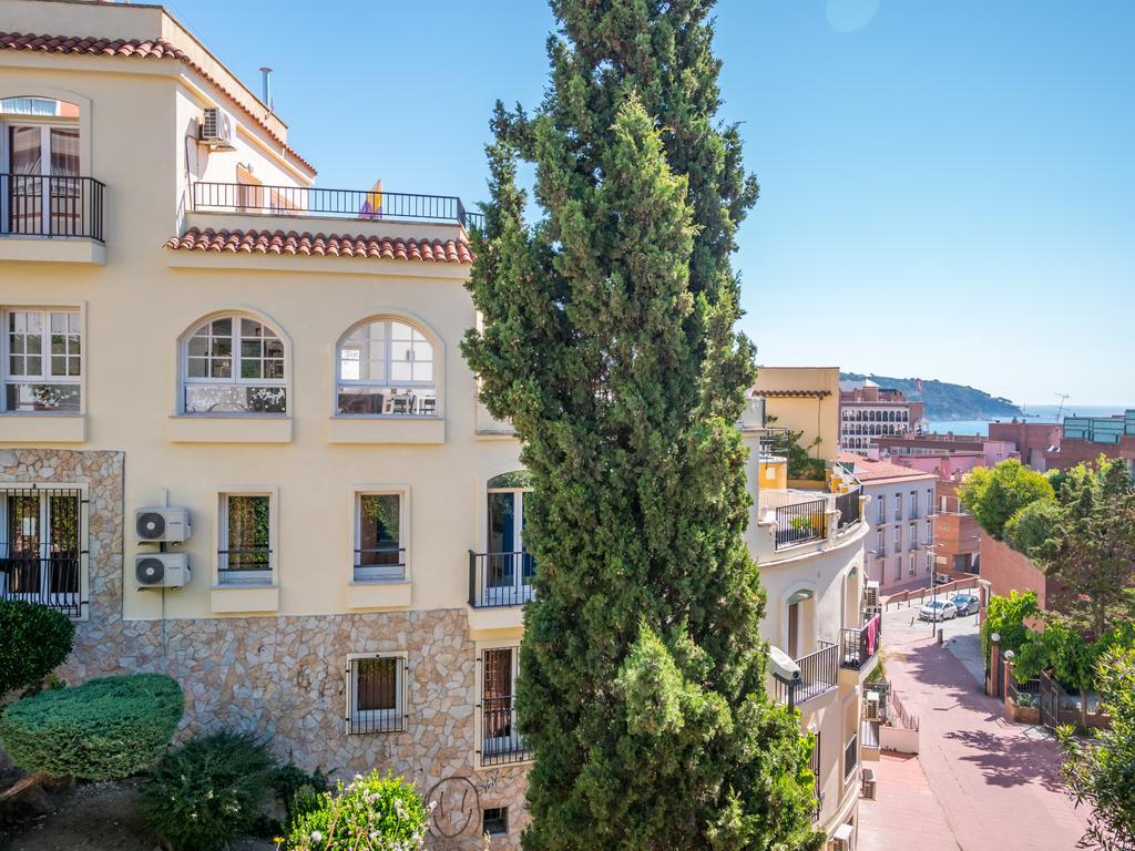 Apartaments Ar Enjoy Monjardi Lloret de Mar Kültér fotó